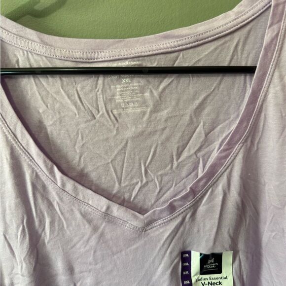 Member's Mark Women's Essential Short Sleebe Vneck Size M NWT Violet - Picture 6 of 9